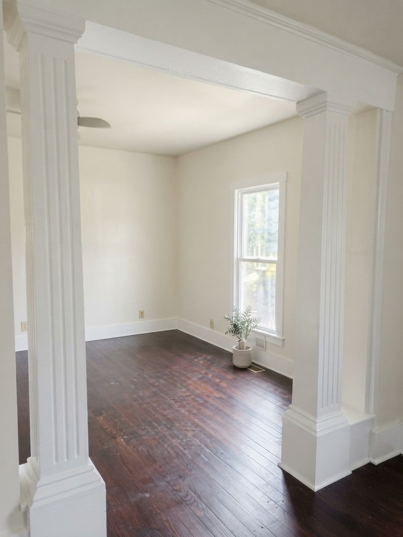 108 E Bissell Street Property Photo 3