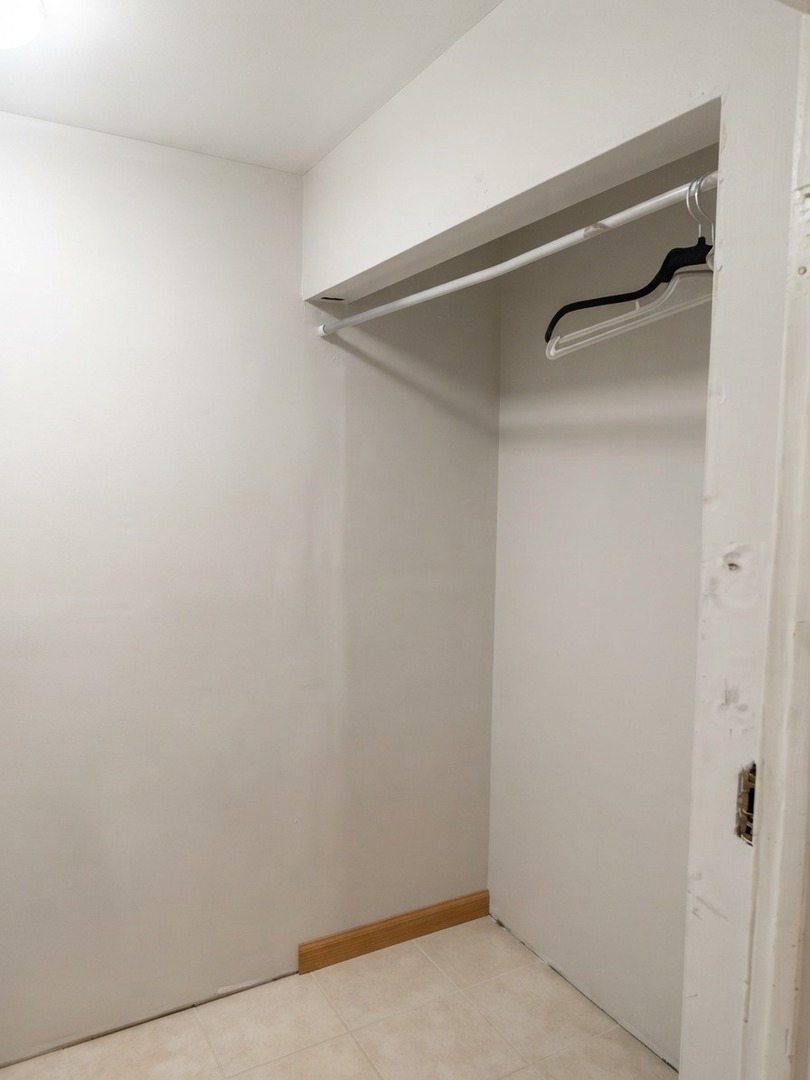 108 E Bissell Street Property Photo 6