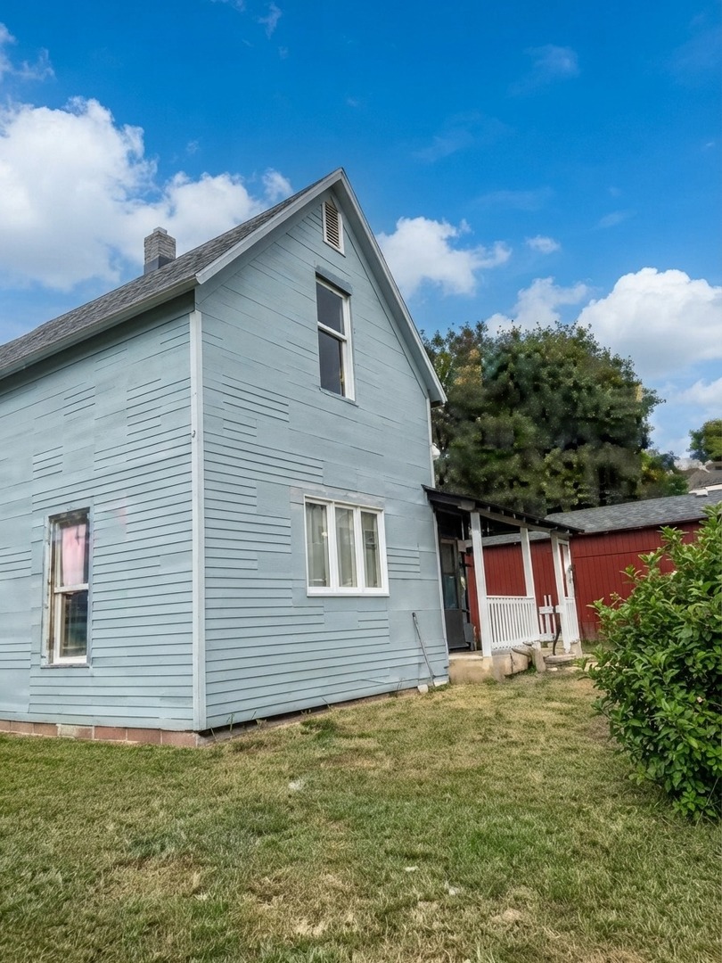 108 E Bissell Street Property Photo 7