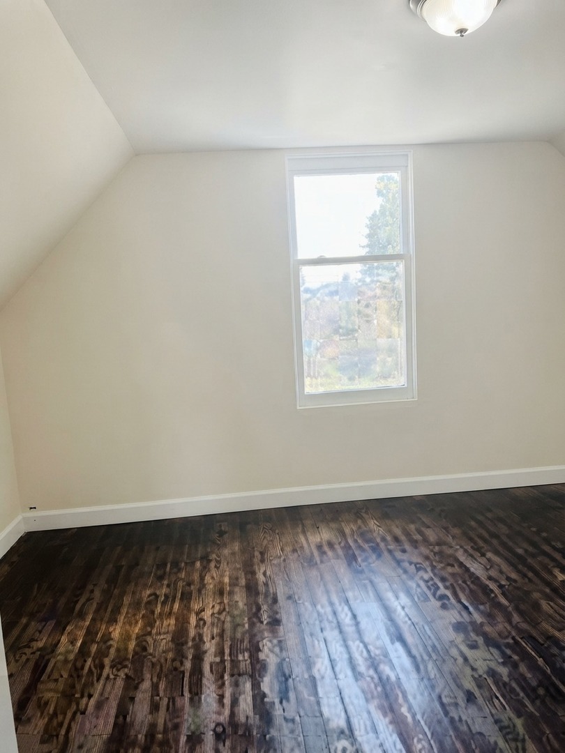 108 E Bissell Street Property Photo 13