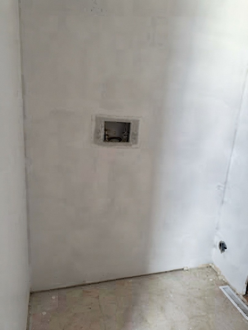 108 E Bissell Street Property Photo 20