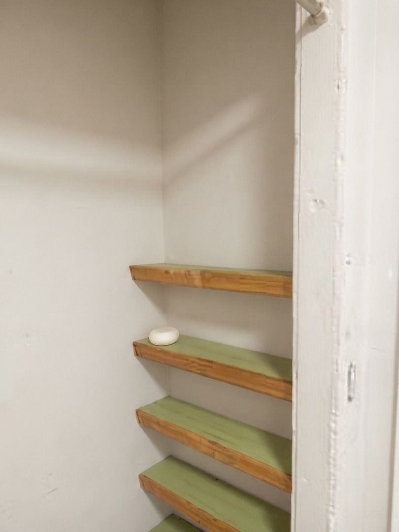 108 E Bissell Street Property Photo 21