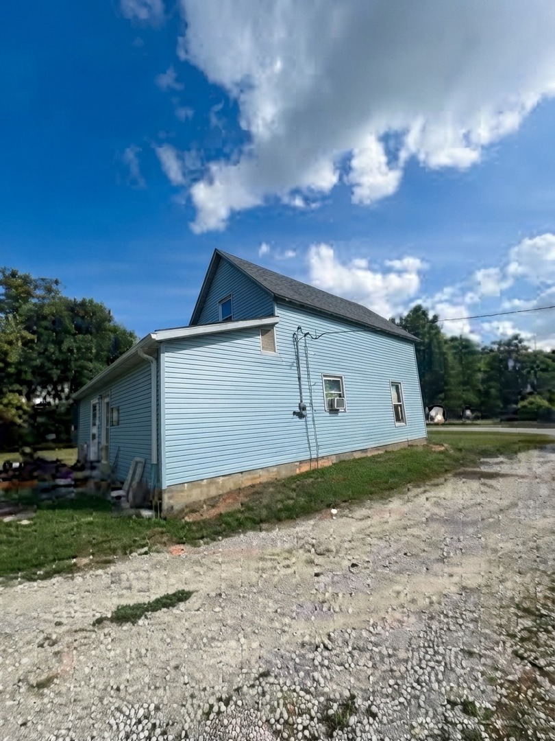 108 E Bissell Street Property Photo 24