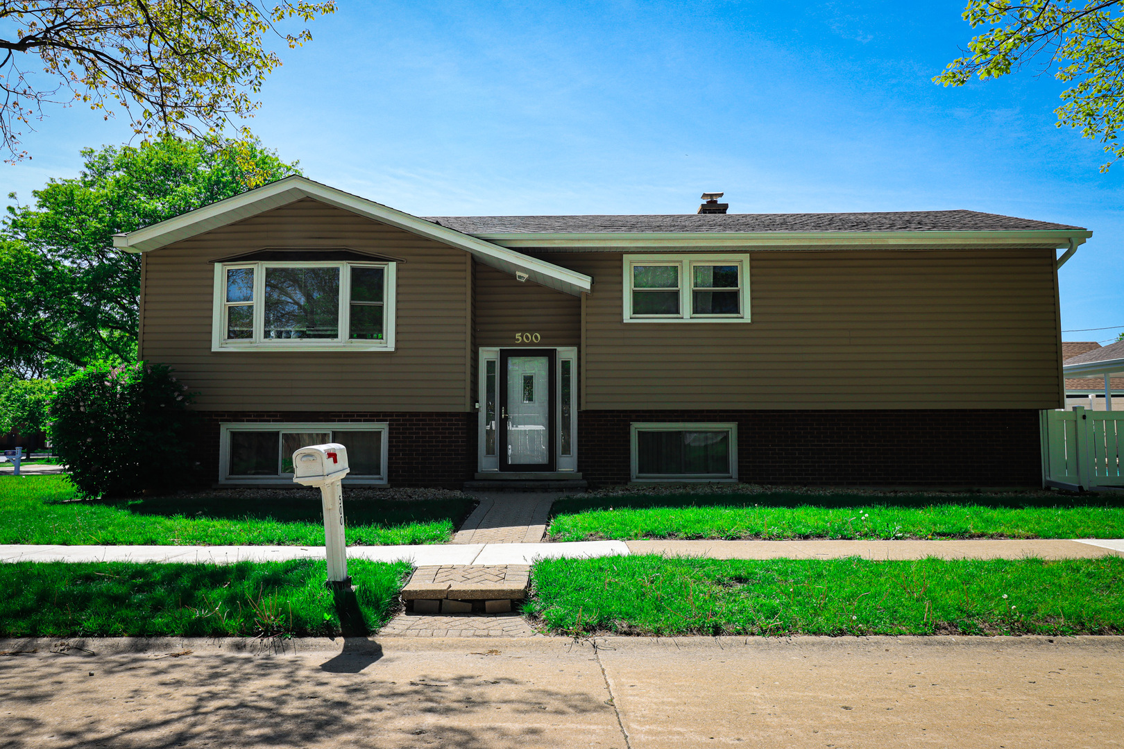 500 N Westwood Avenue Property Photo 1