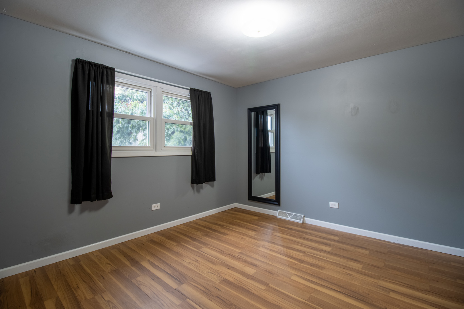 500 N Westwood Avenue Property Photo 18