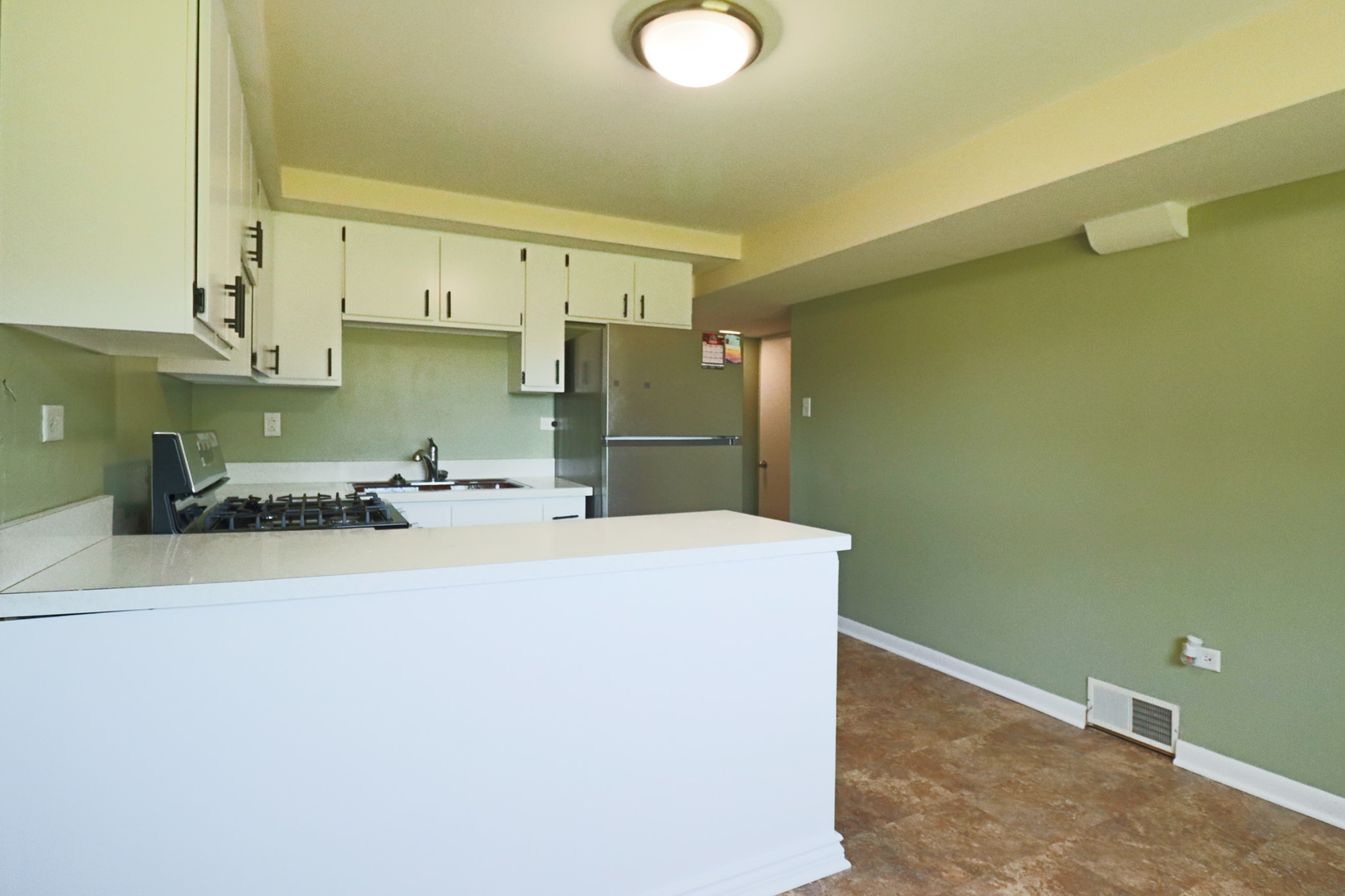 500 N Westwood Avenue Property Photo 22