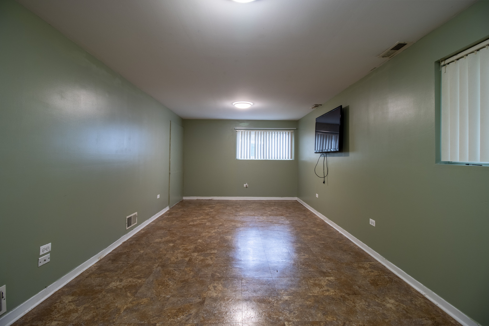 500 N Westwood Avenue Property Photo 35