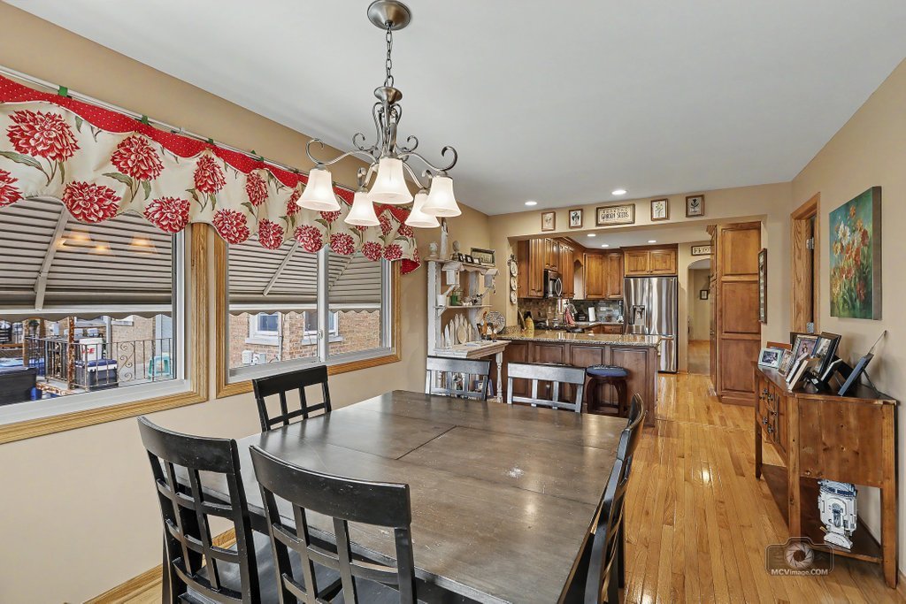 3843 W 107th Place Property Photo 10