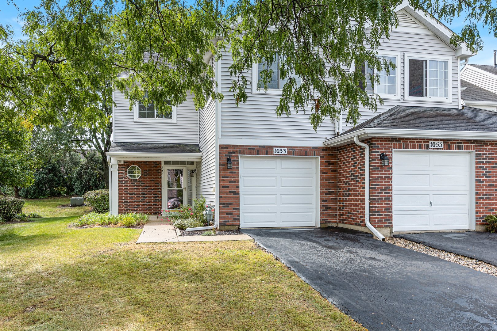 1053 Ripple Ridge Drive Property Photo 1
