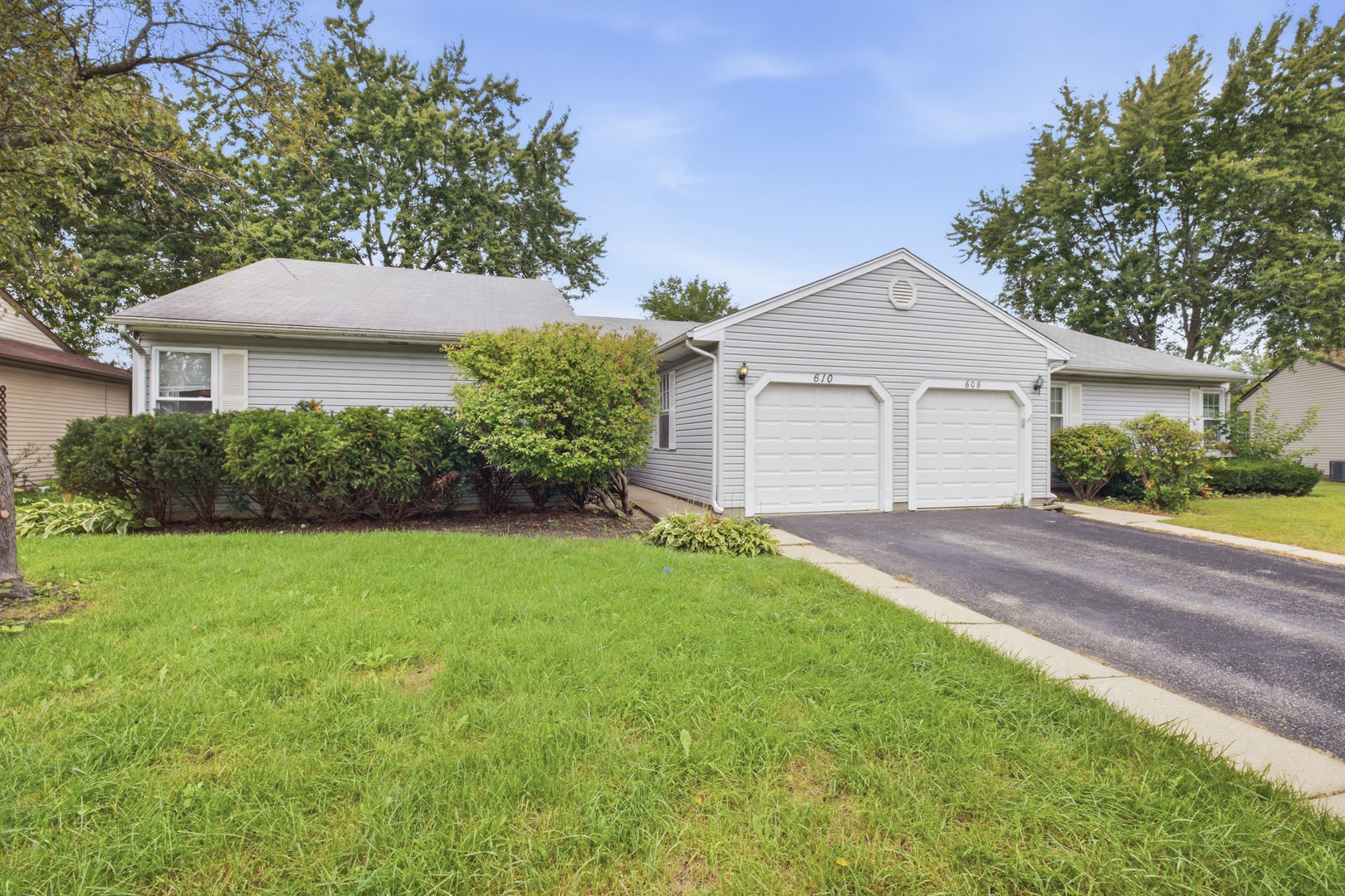 610 Lyon Court Property Photo 1