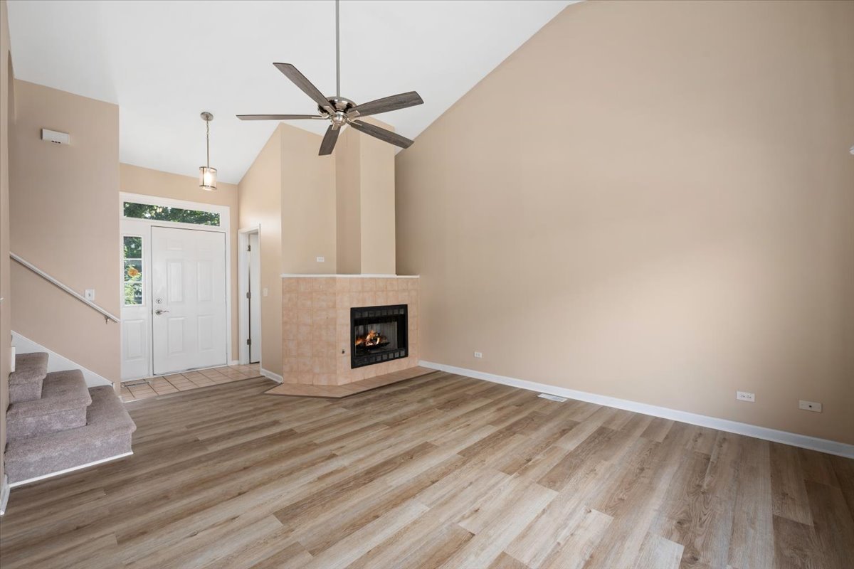 4233 Springlake Drive Property Photo 8