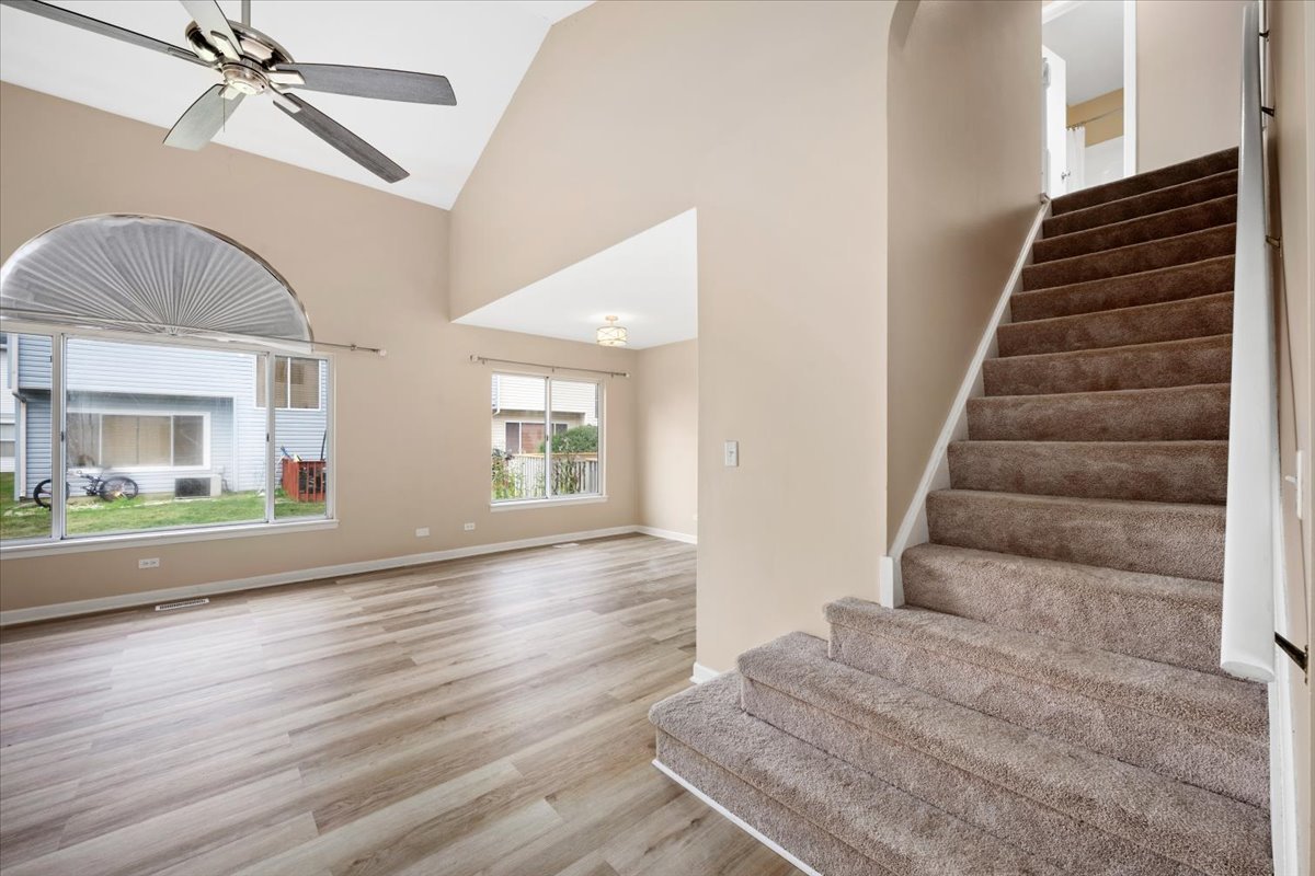 4233 Springlake Drive Property Photo 18