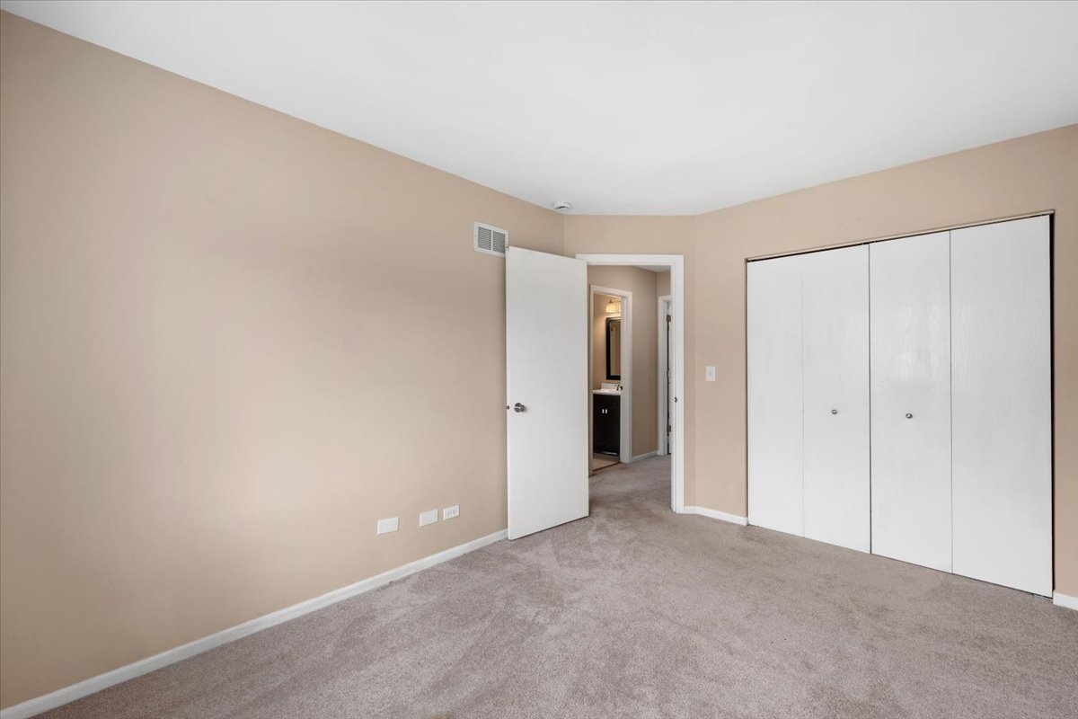 4233 Springlake Drive Property Photo 20