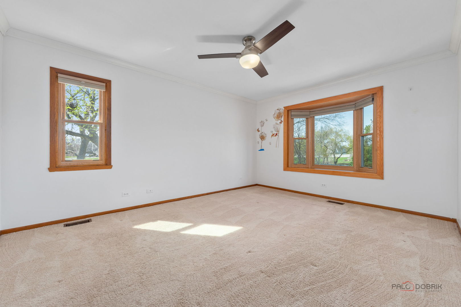 2326 W Weathersfield Way Property Photo 15