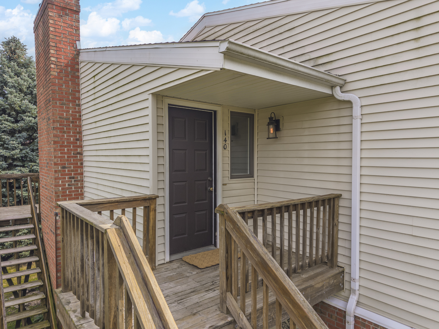 903 N Linden Street 140 Property Photo 1