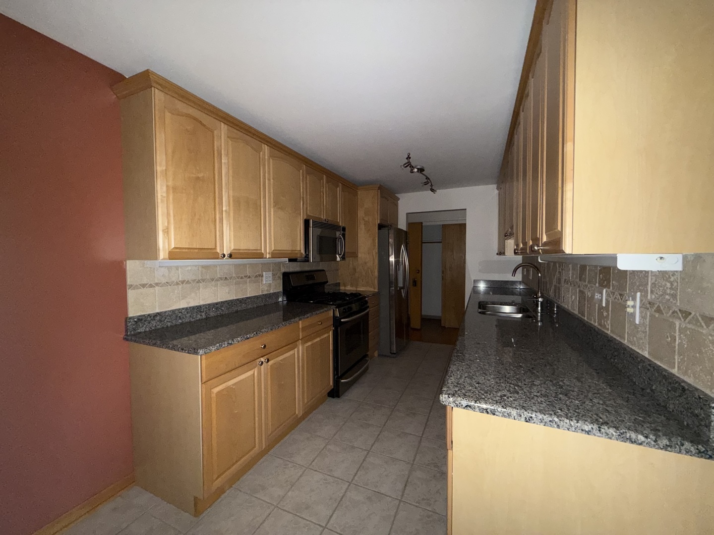 950 Washington Boulevard 204 Property Photo 15