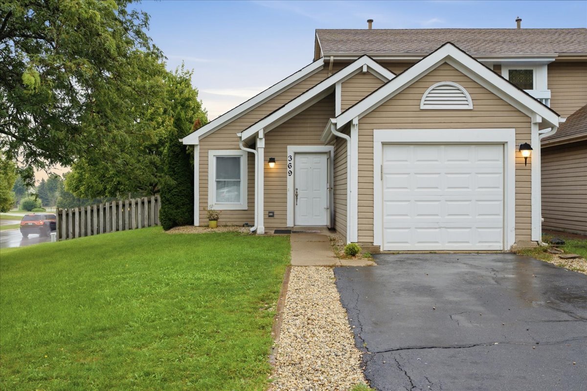 369 Trailside Court Property Photo 2