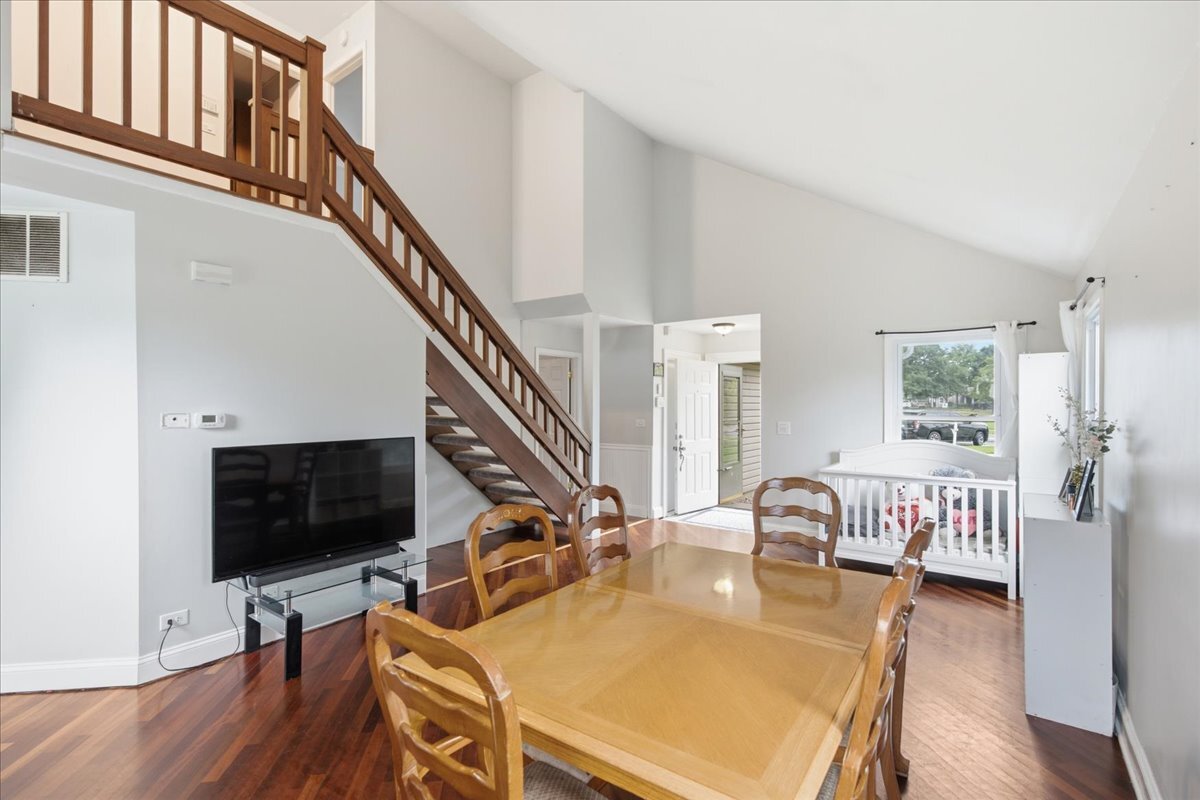 369 Trailside Court Property Photo 4