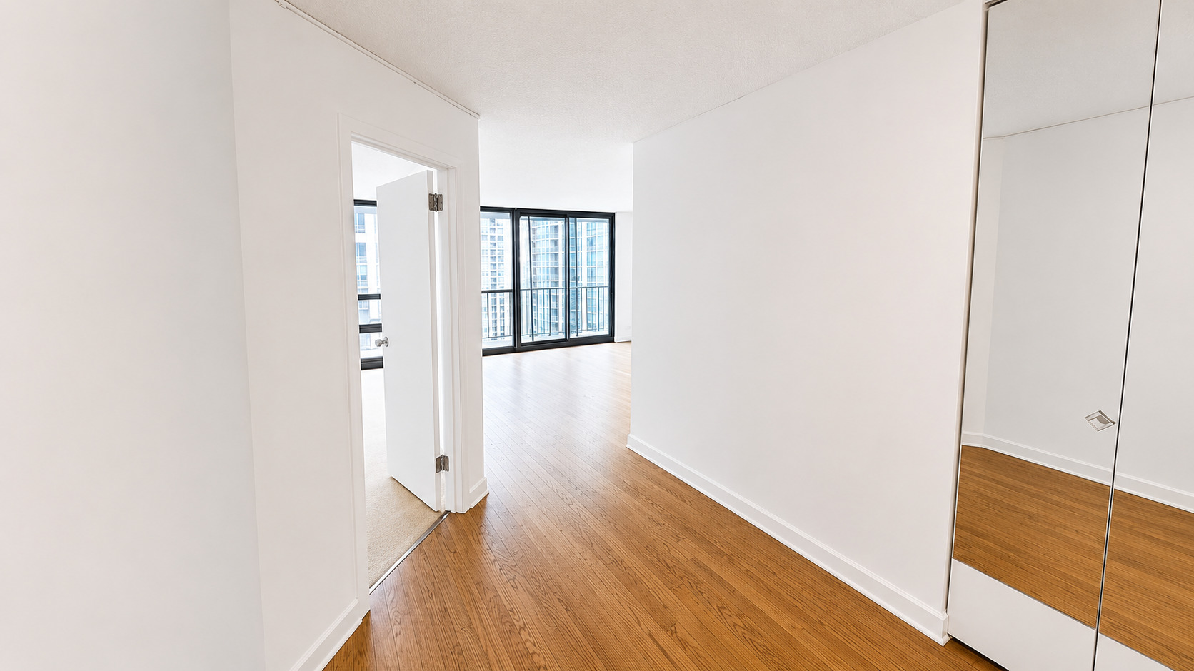 10 E Ontario Street 4007 Property Photo 5