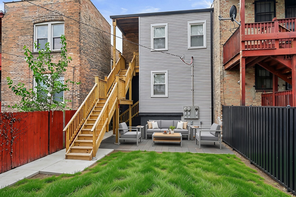 6943 S Calumet Avenue Property Photo 20