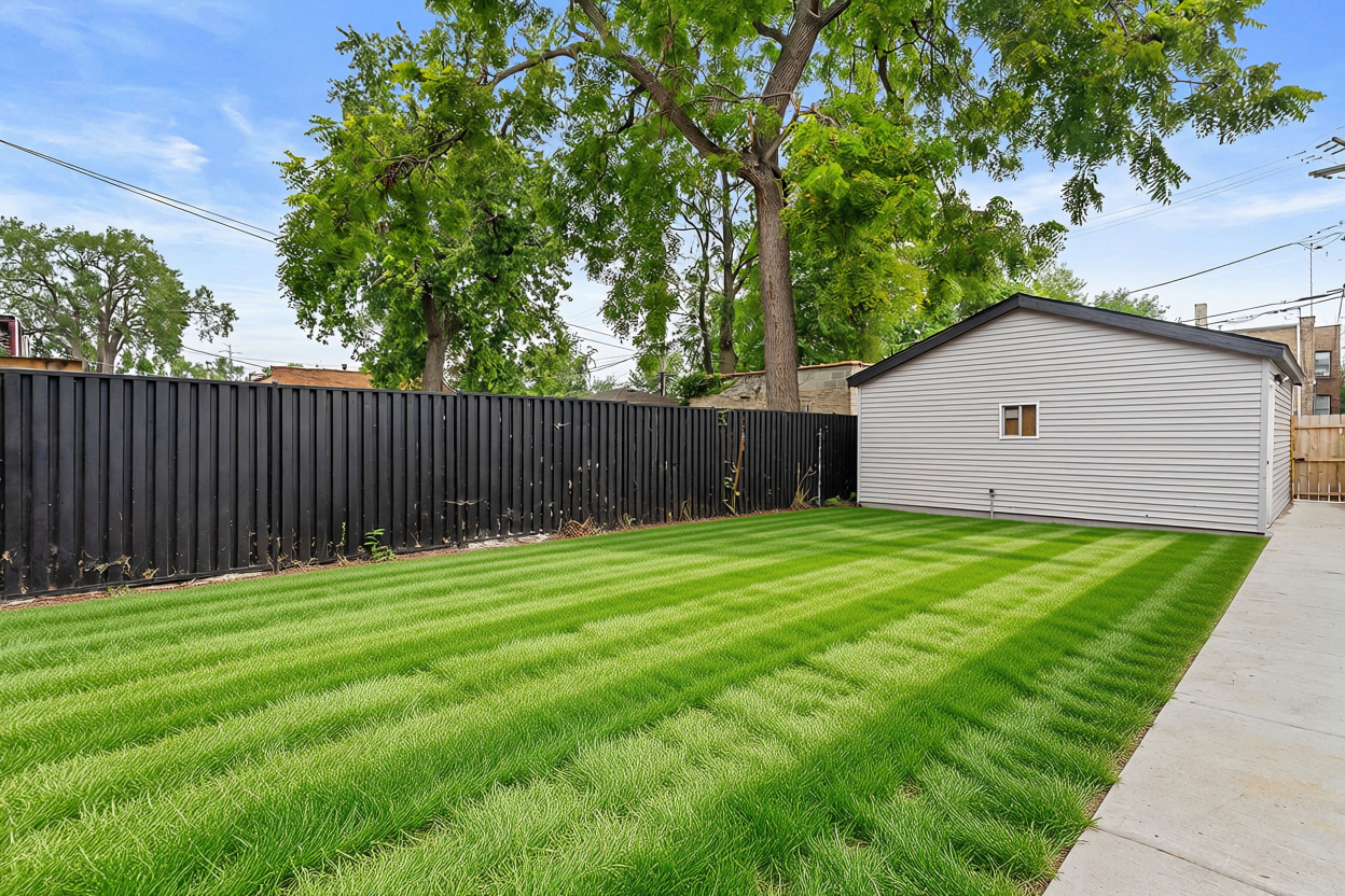 6943 S Calumet Avenue Property Photo 21