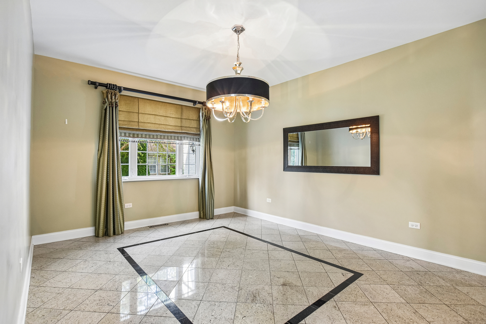 3545 W Nettle Creek Drive Property Photo 18