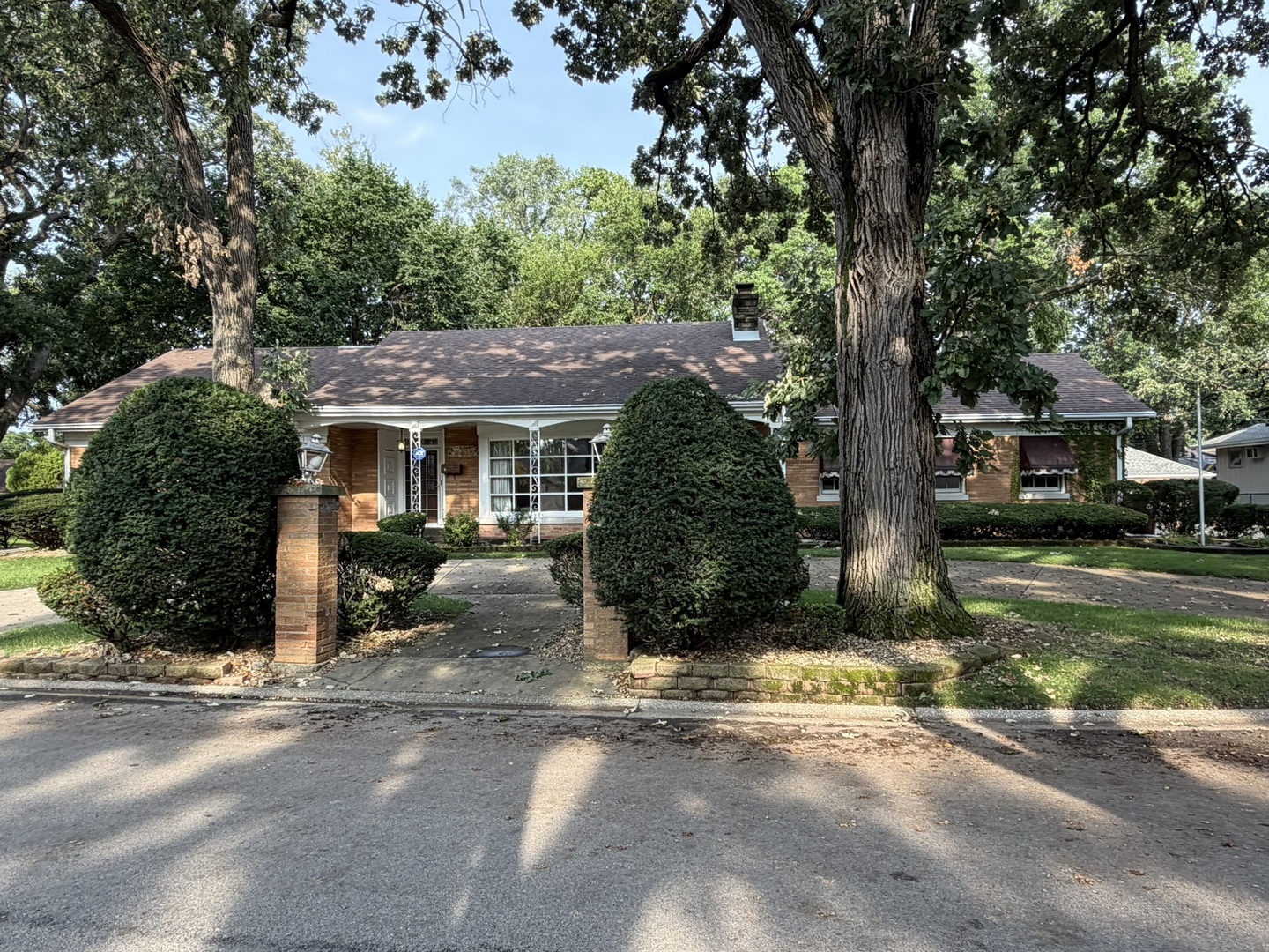 9615 Parkside Avenue Property Photo 2