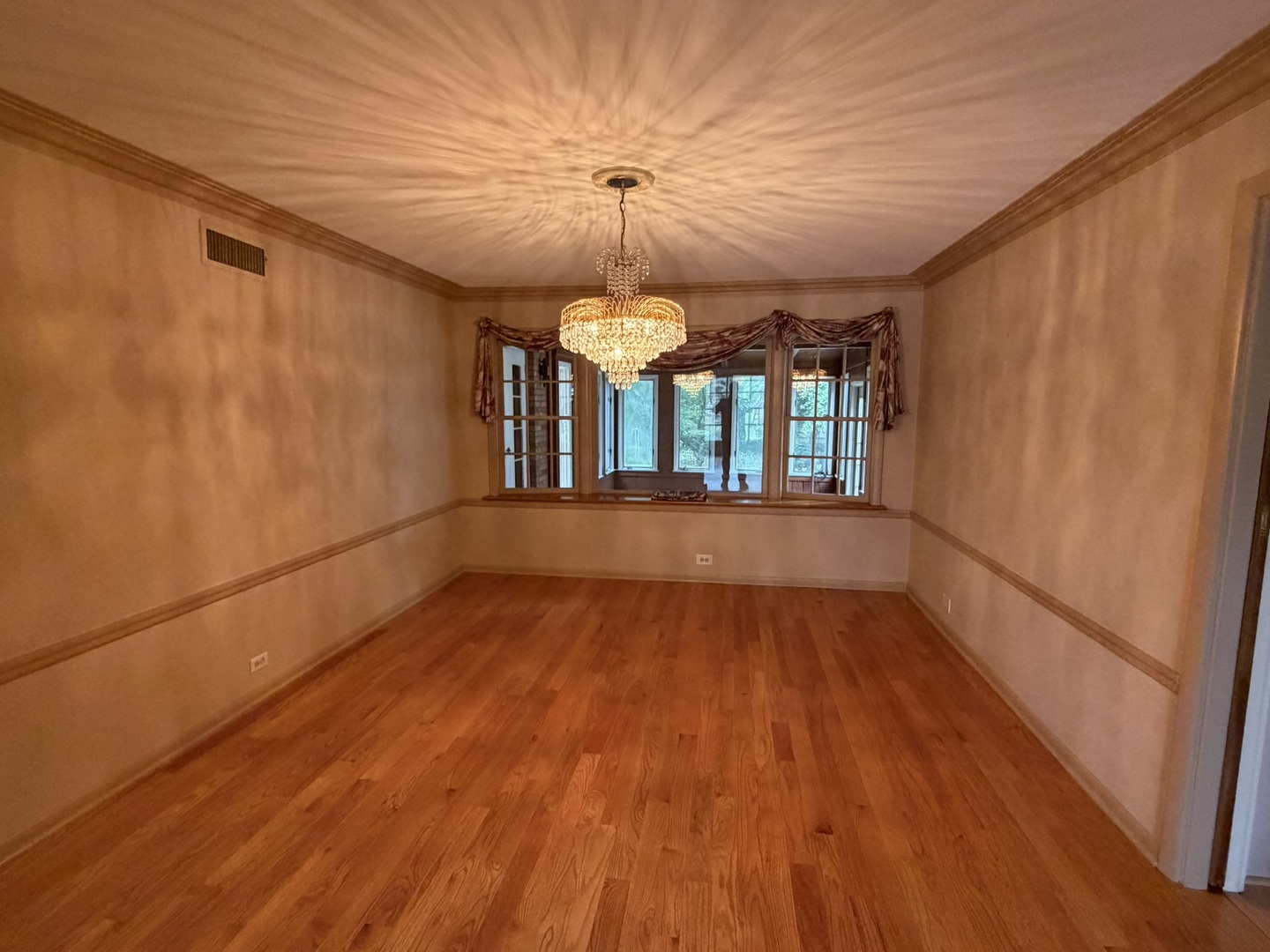 9615 Parkside Avenue Property Photo 13