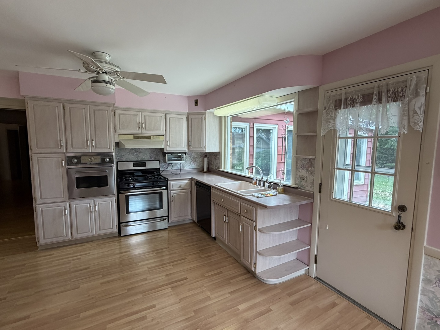 9615 Parkside Avenue Property Photo 16