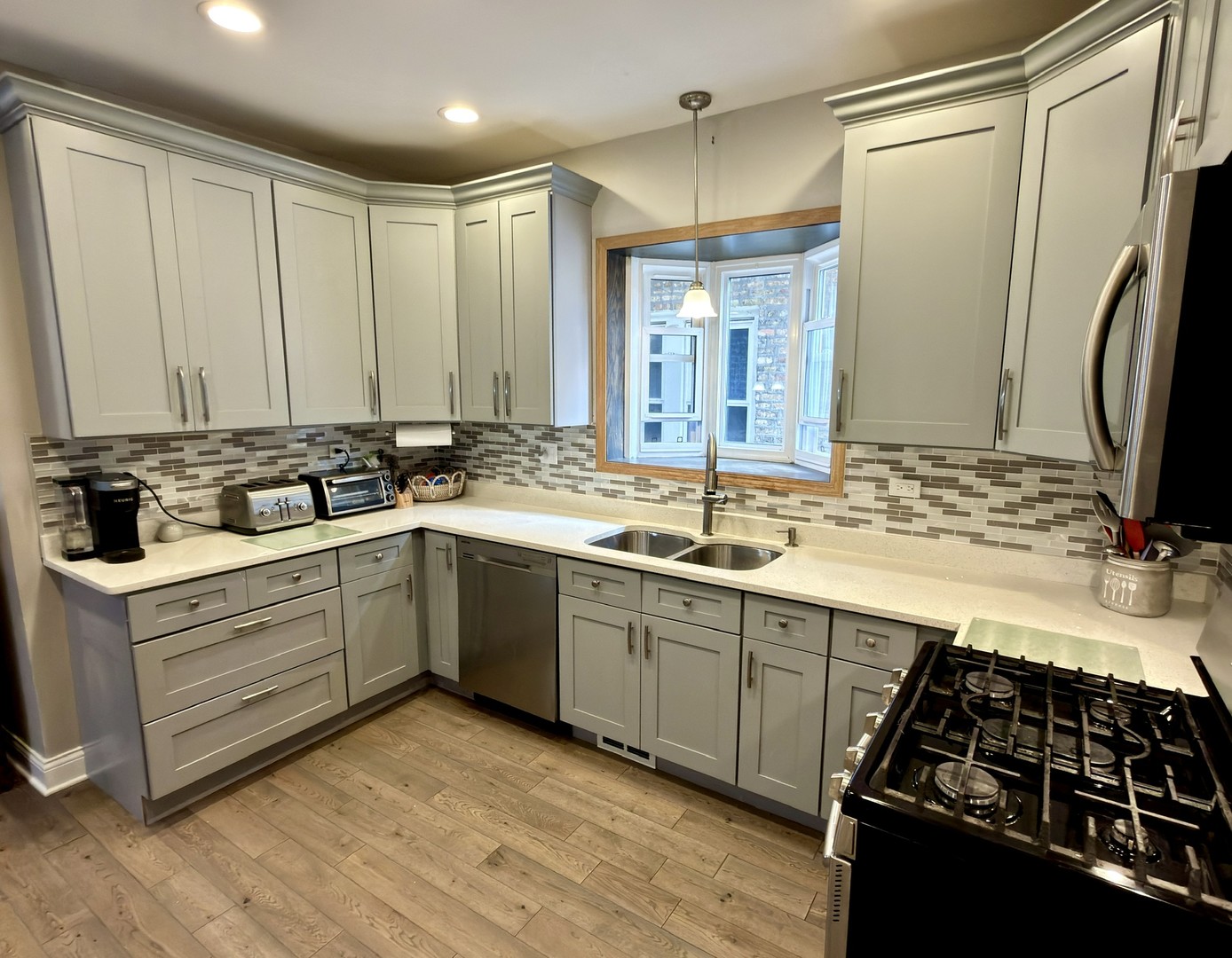 5849 W Wilson Avenue Property Photo 14