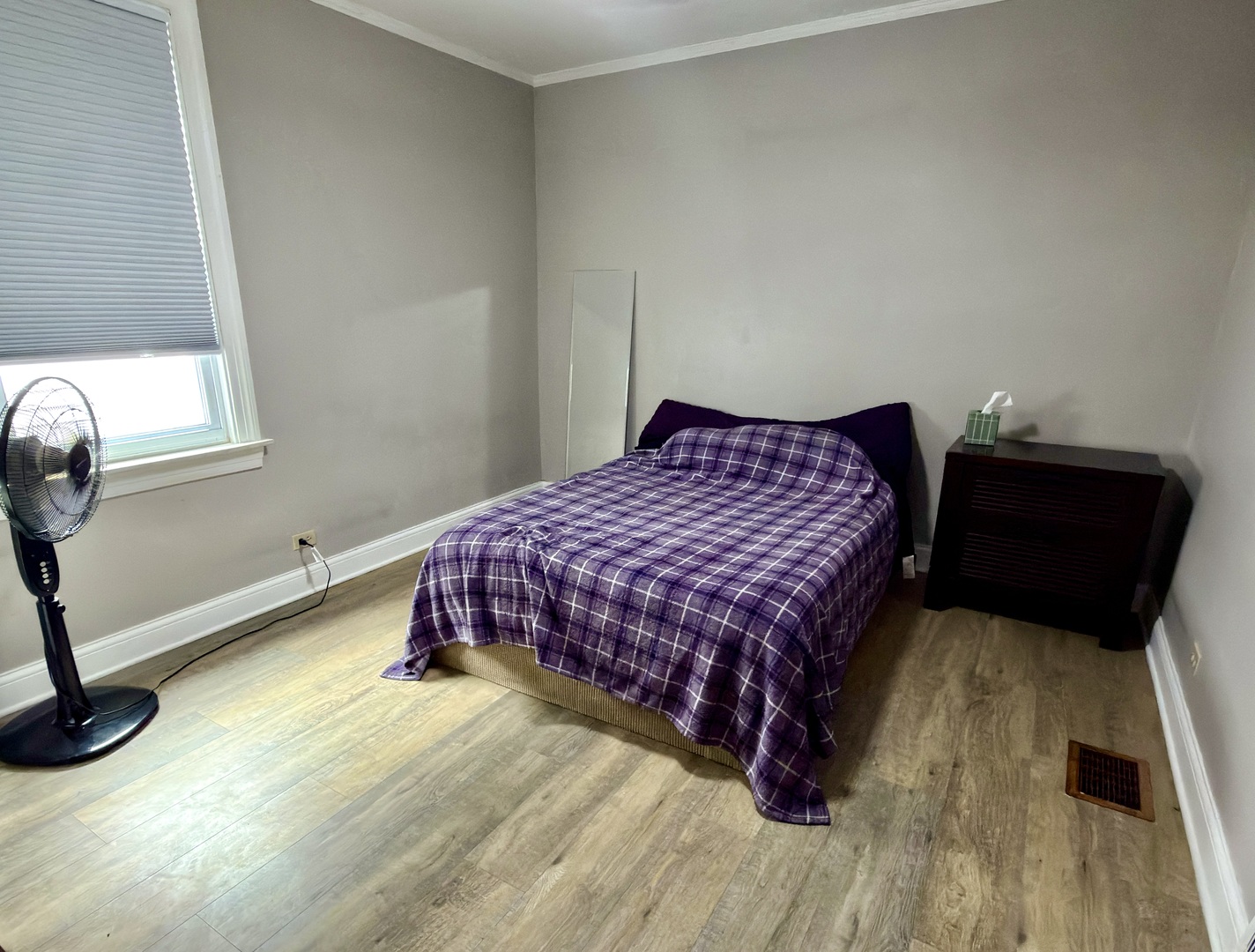 5849 W Wilson Avenue Property Photo 23