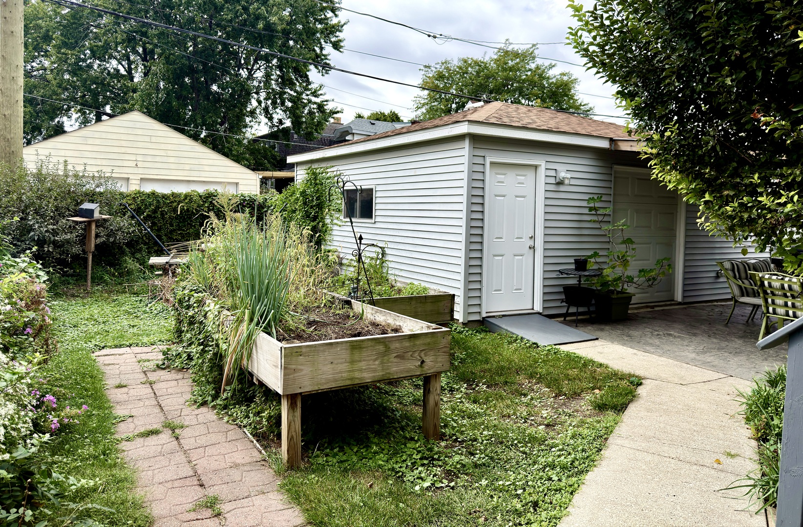 5849 W Wilson Avenue Property Photo 32