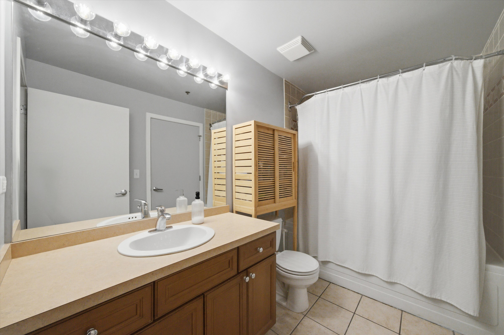 1525 S Sangamon Street 311 Property Photo 11