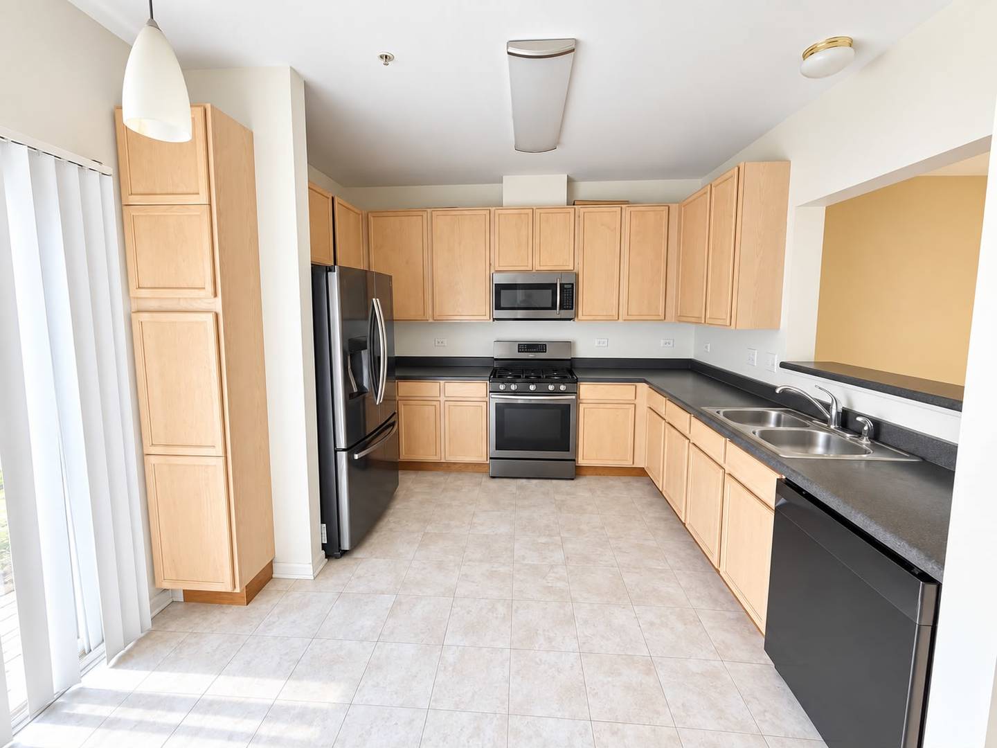 93 Cantal Court Property Photo 3