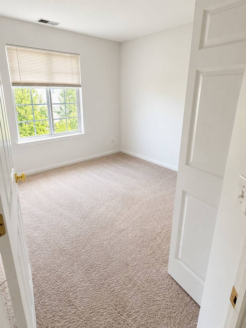 93 Cantal Court Property Photo 6
