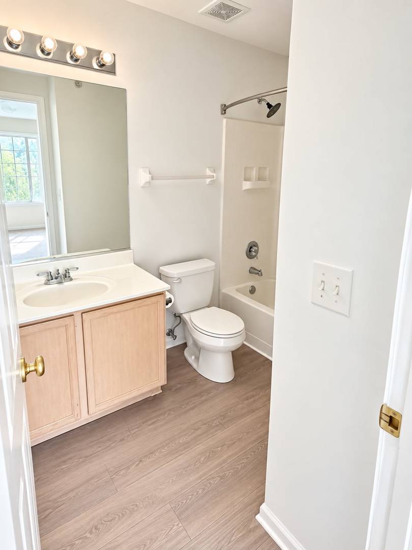 93 Cantal Court Property Photo 7