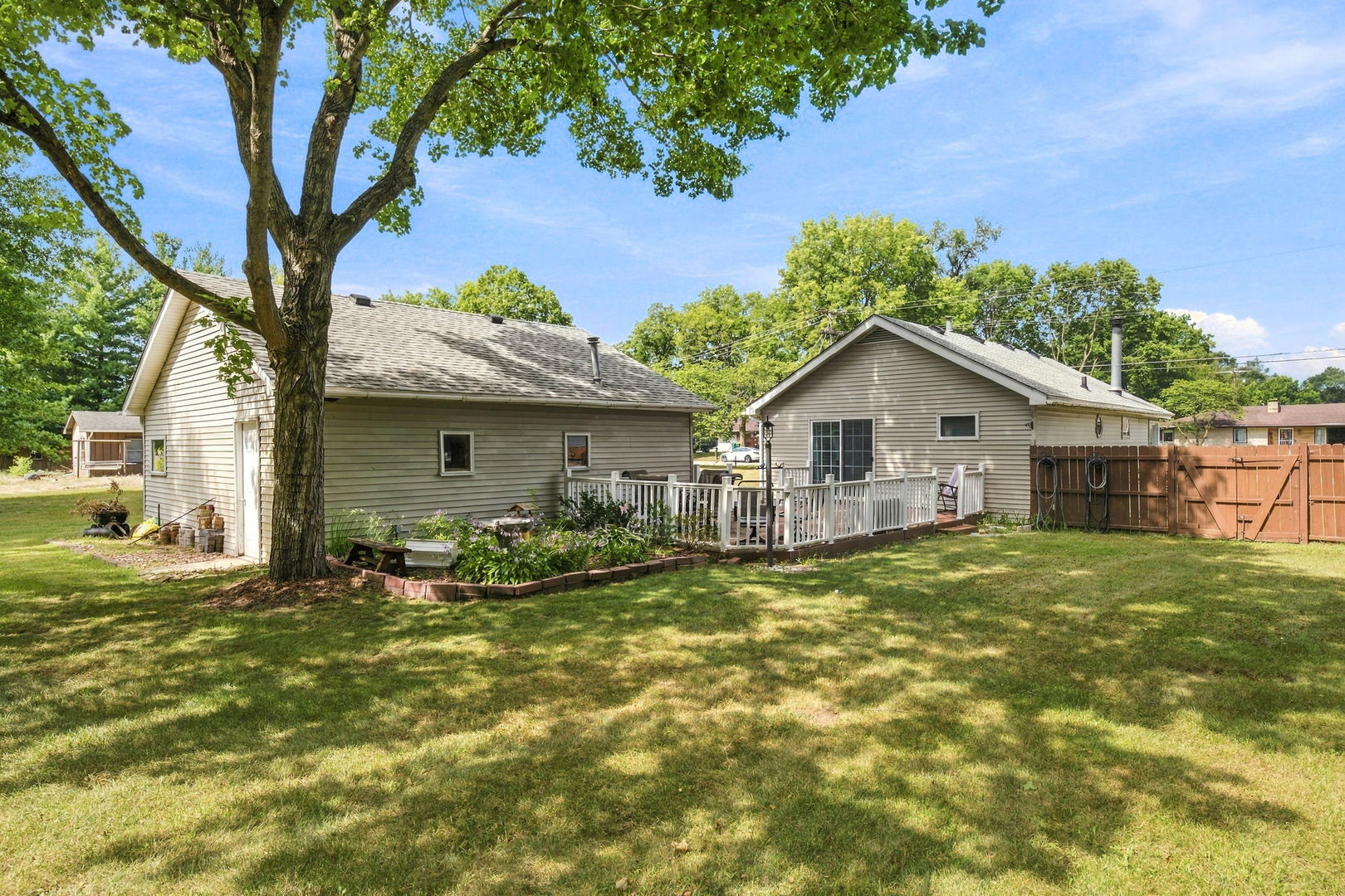 245 W Southmor Road Property Photo 24