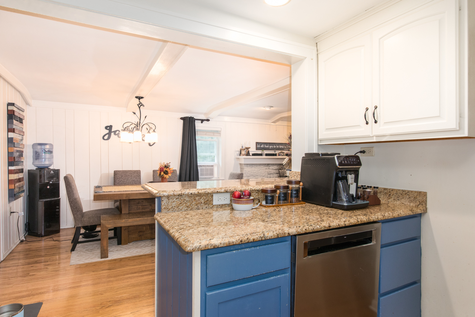 5807 Fairmount Avenue Property Photo 9