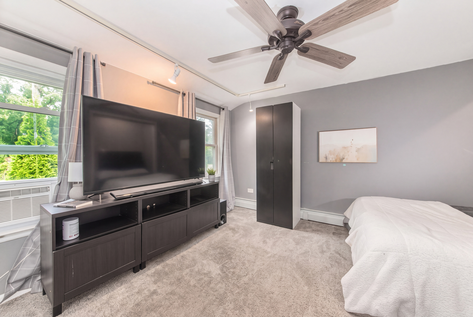 5807 Fairmount Avenue Property Photo 17