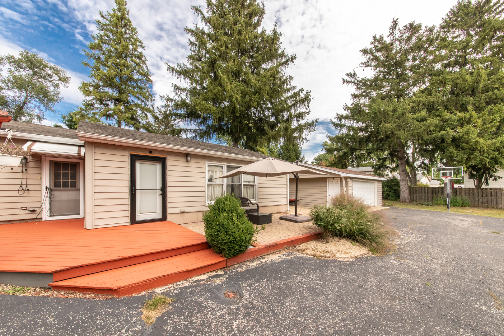 5807 Fairmount Avenue Property Photo 27