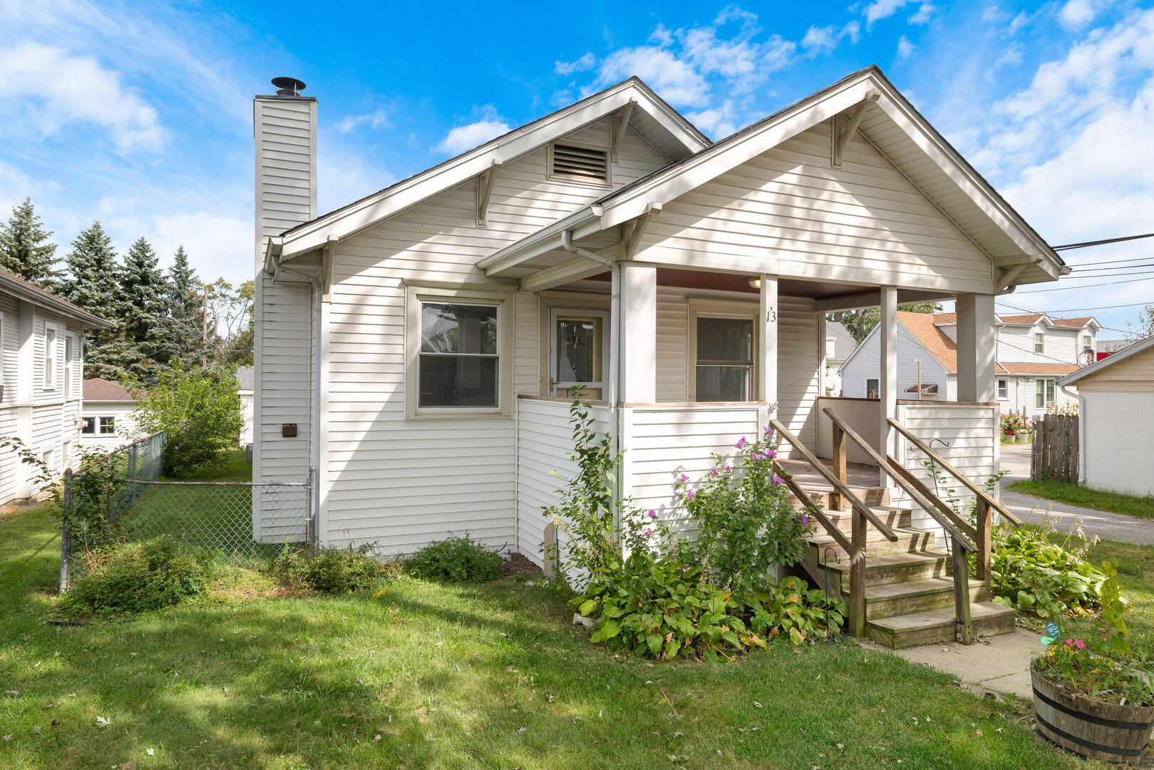13 W 37th Street Property Photo 2