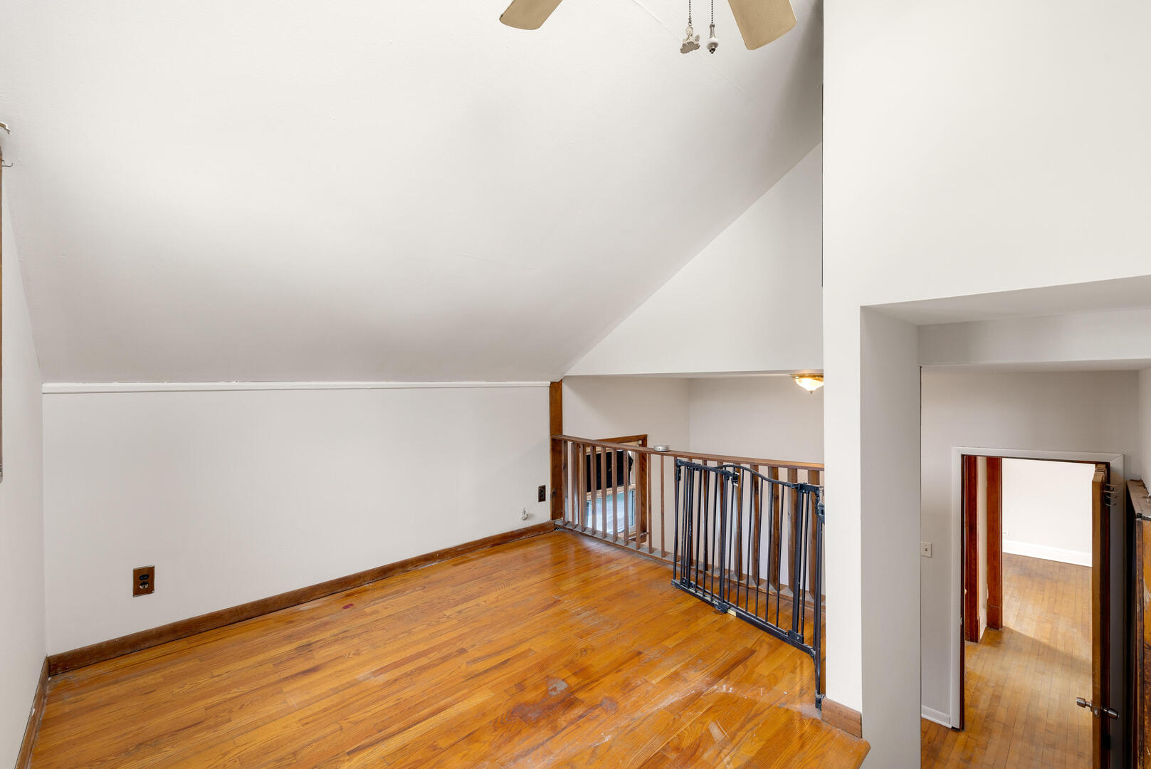 13 W 37th Street Property Photo 18