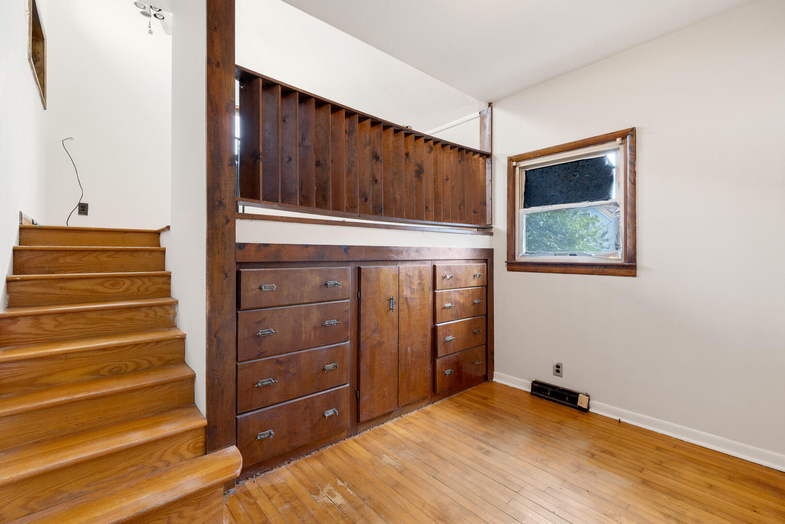 13 W 37th Street Property Photo 19