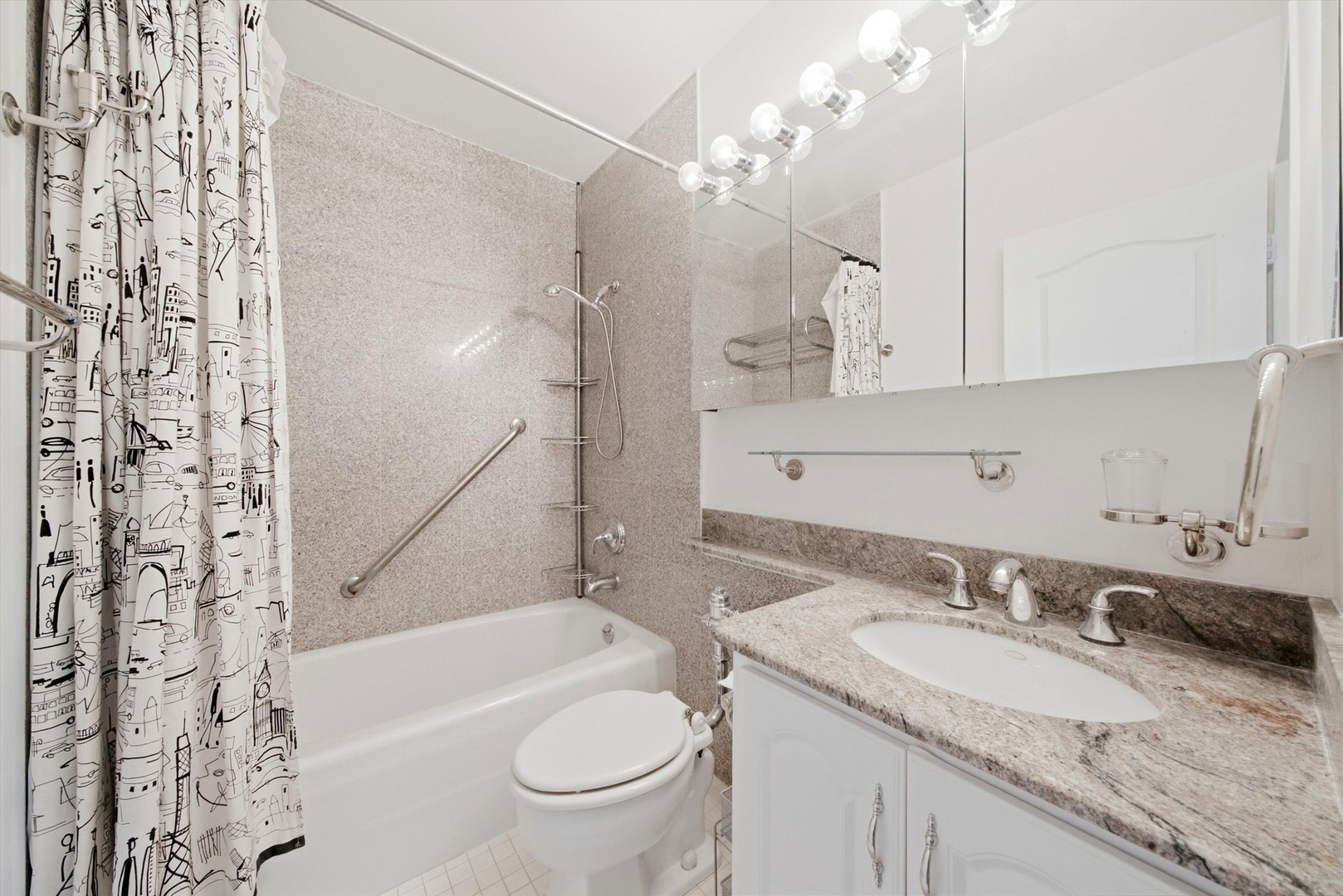 777 N Michigan Avenue 3100 Property Photo 24