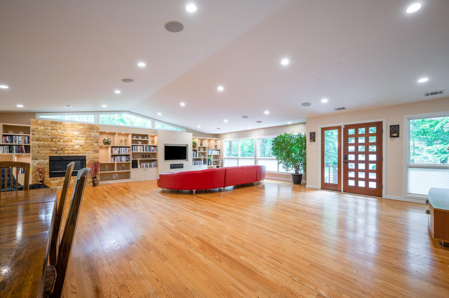 8313 Still Spring Court Property Photo 3