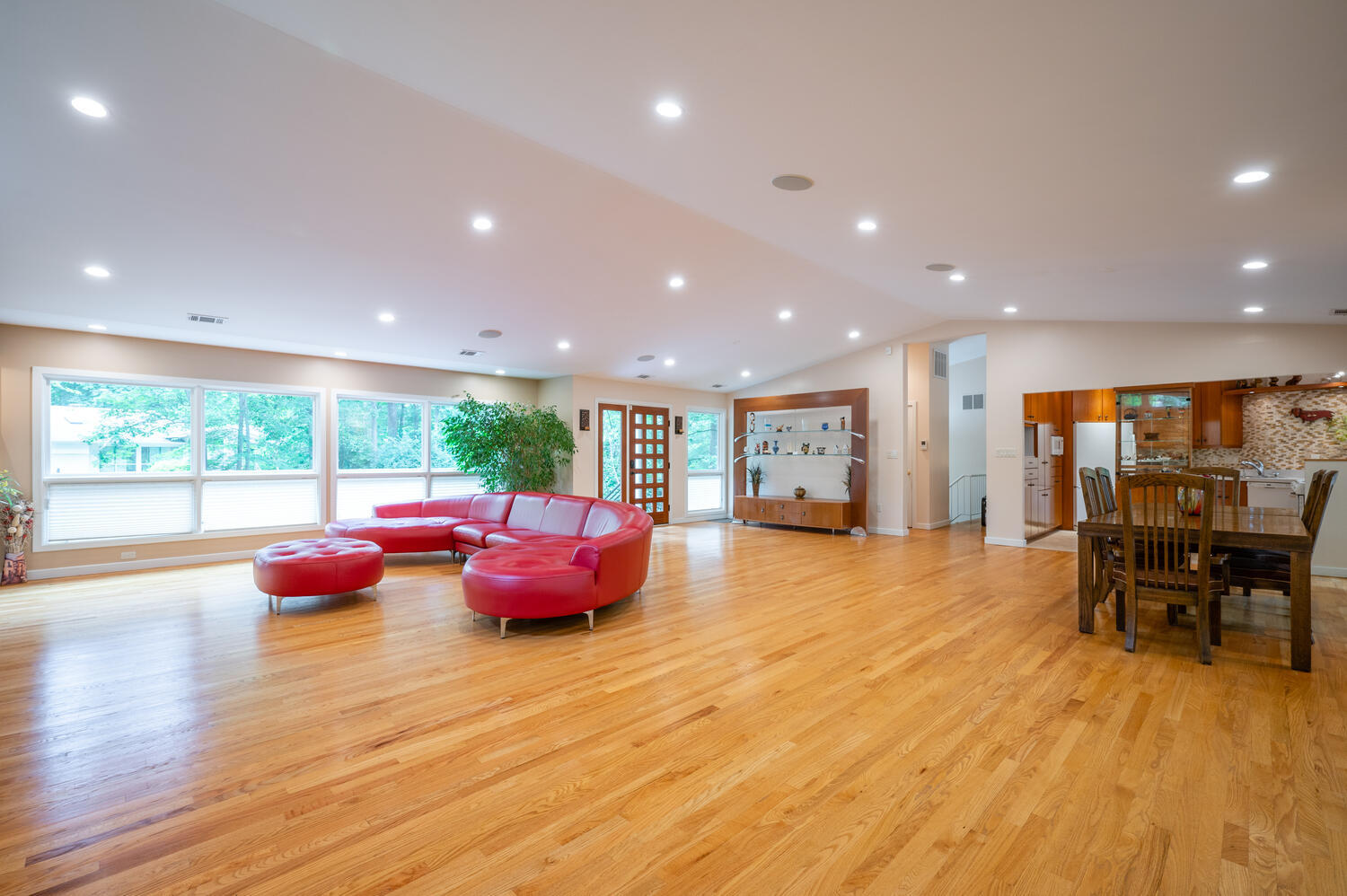 8313 Still Spring Court Property Photo 8