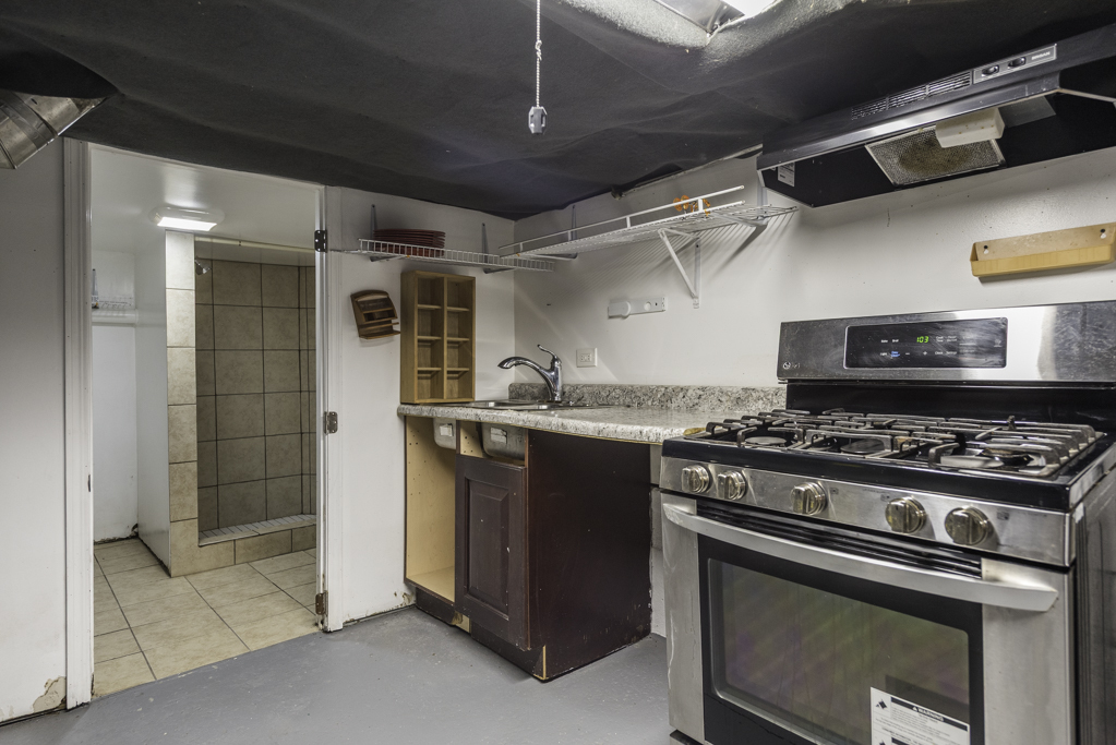 33827 N Oak Street Property Photo 25
