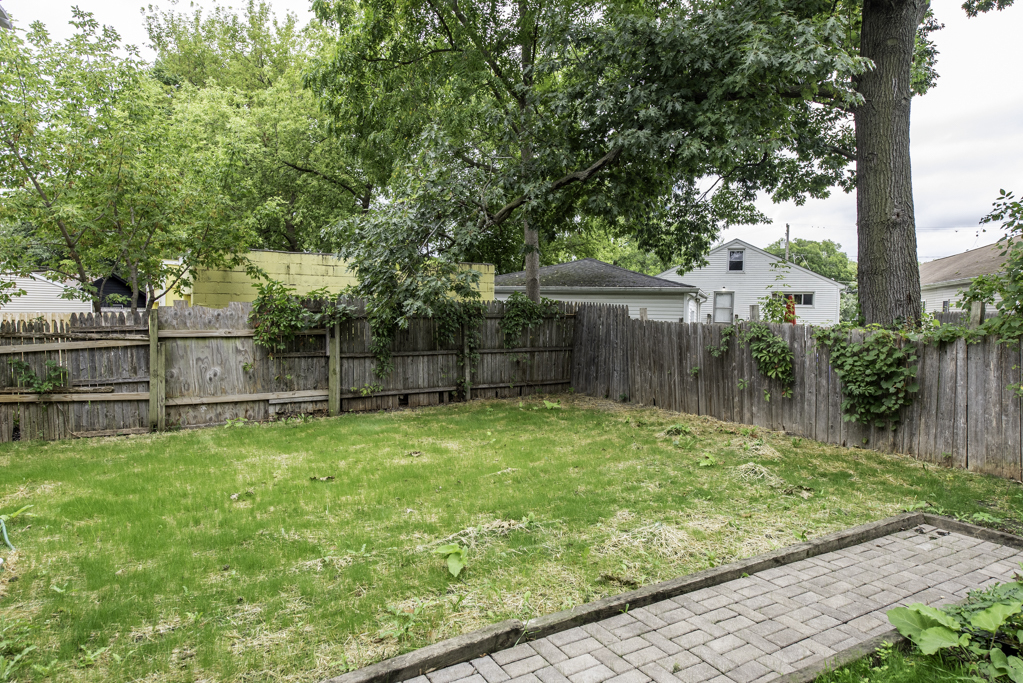 33827 N Oak Street Property Photo 36