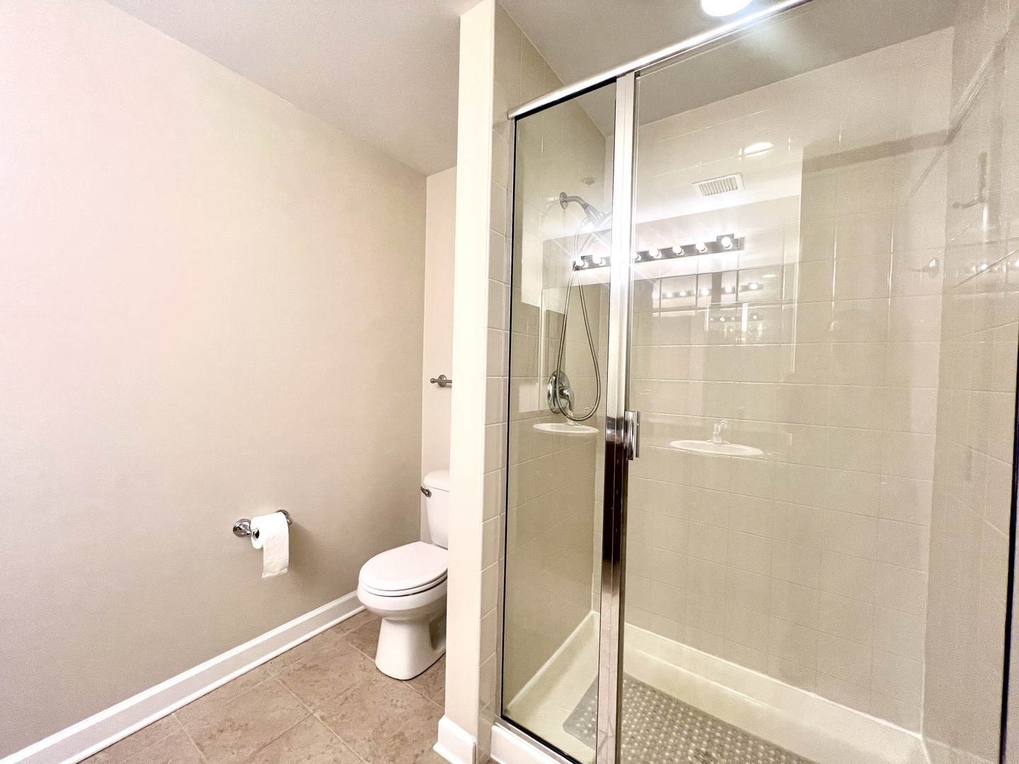 1901 S Calumet Avenue 2602 Property Photo 19