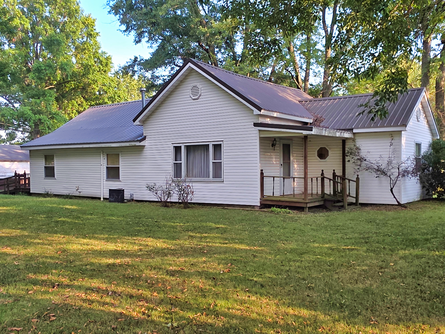 1401 Main Cross Street Property Photo 1